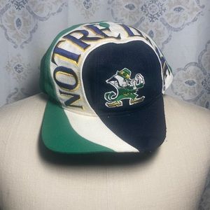 Vintage Norte Dame Fighting Irish SnapBack